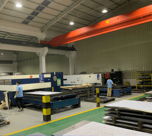 Comparison and Differences of Three Main Auxiliary Gases in Metal Laser Cutting